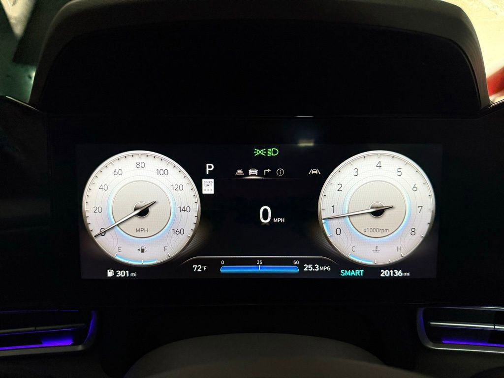 Used 2024 Hyundai Elantra SEL FWD image 14