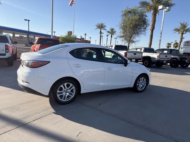 Used 2017 Toyota Yaris iA FWD image 4
