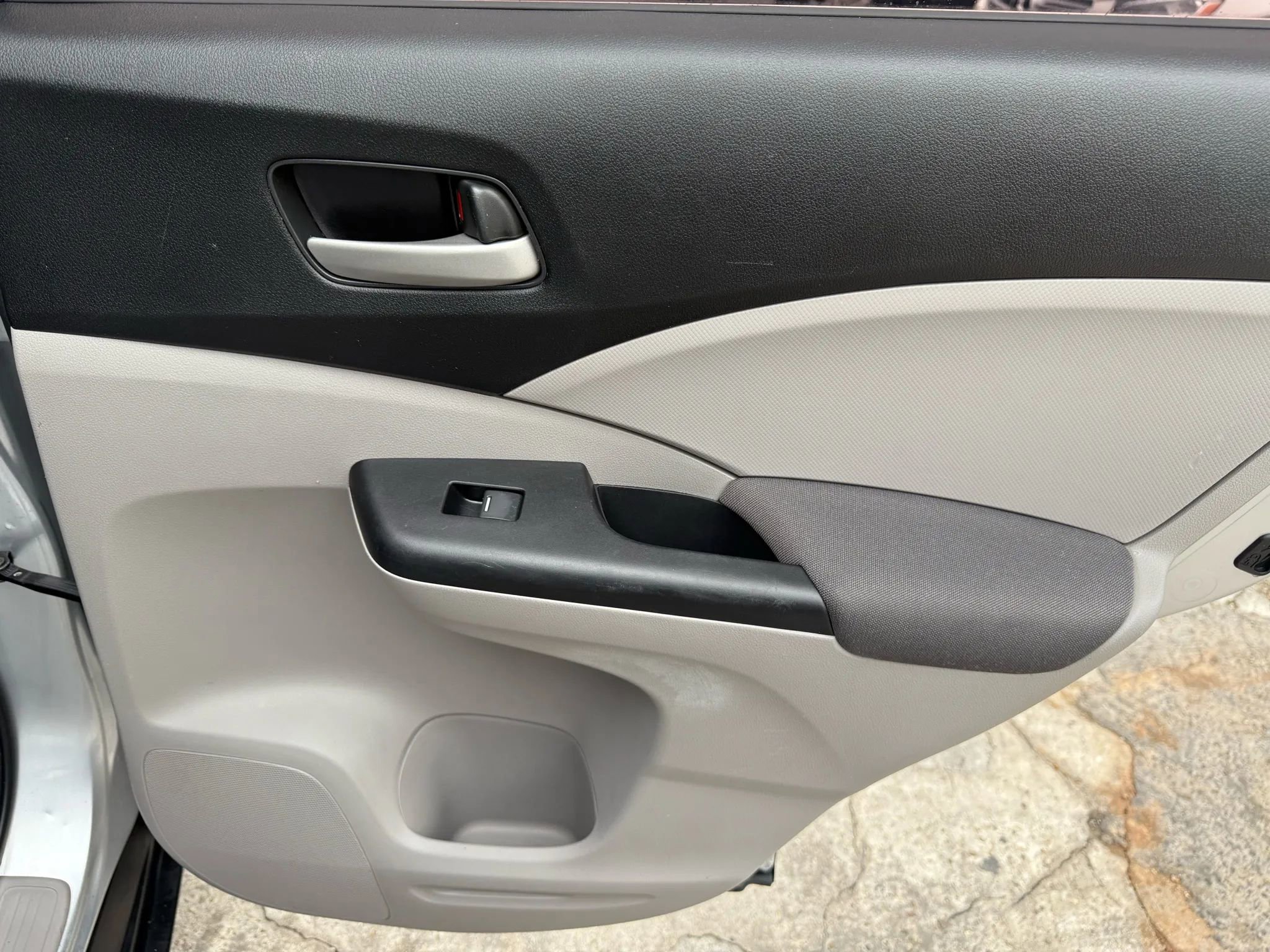 Used 2013 Honda CR-V LX image 21