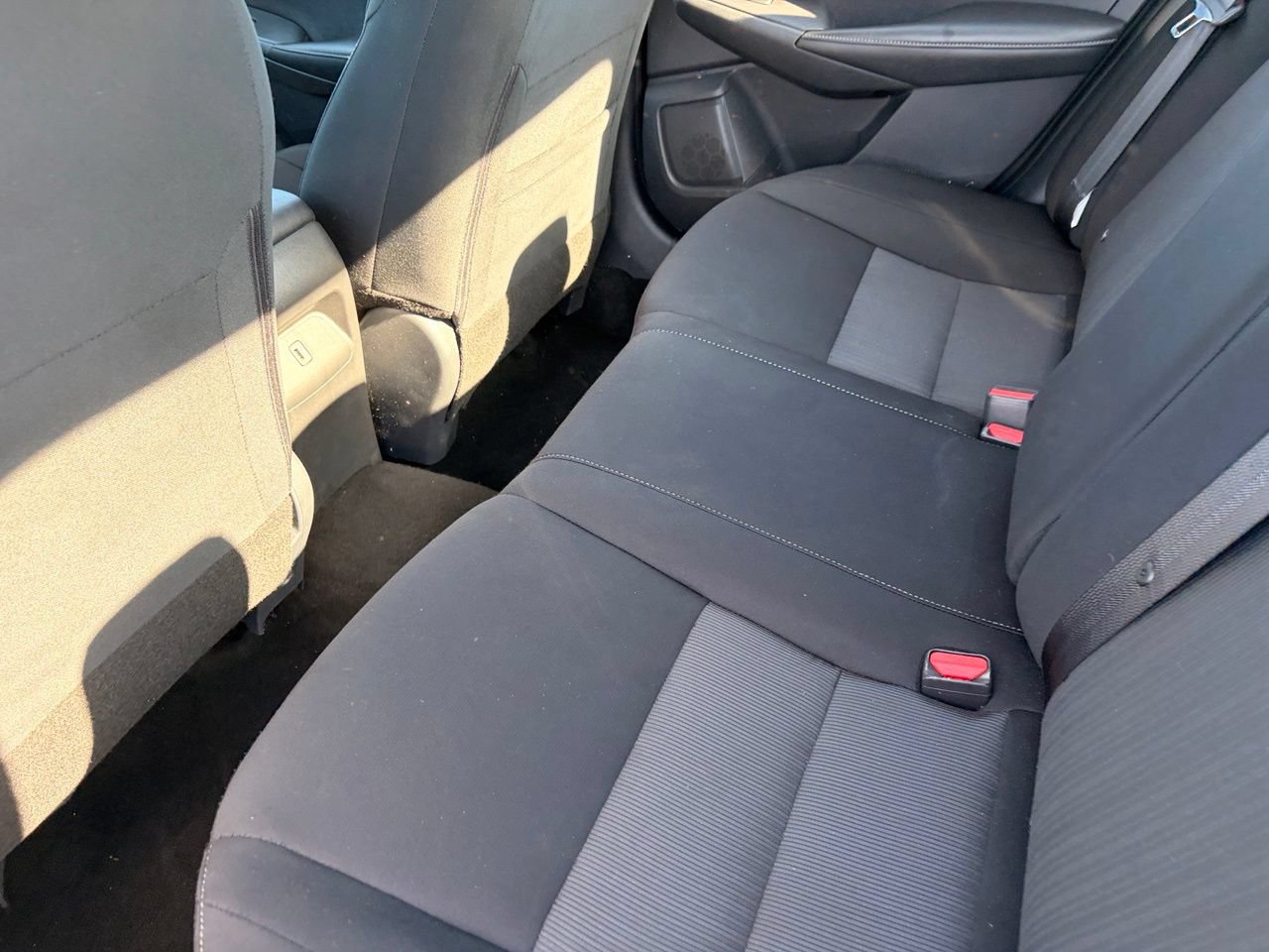 Used 2024 Nissan Sentra SV FWD image 15