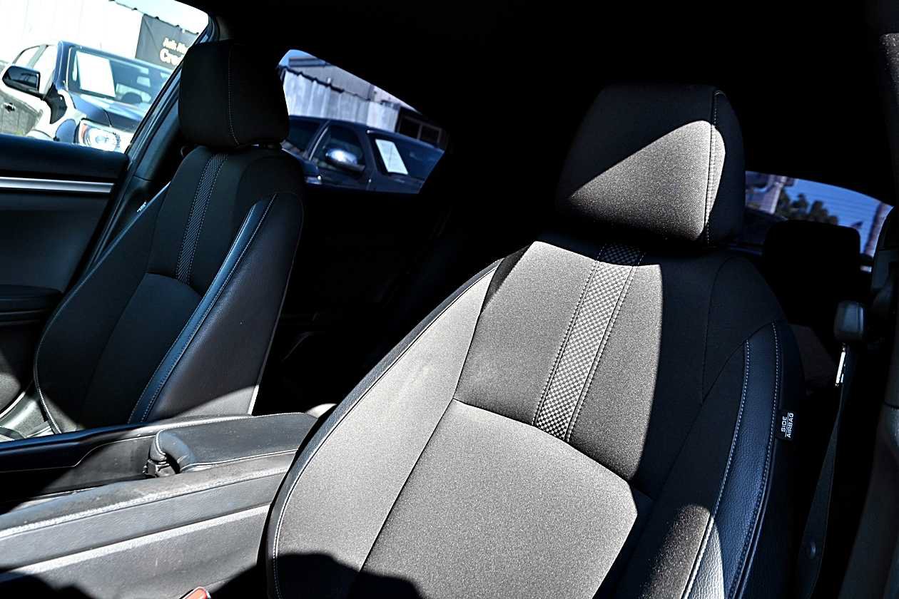 Used 2021 Honda Civic Sport image 16