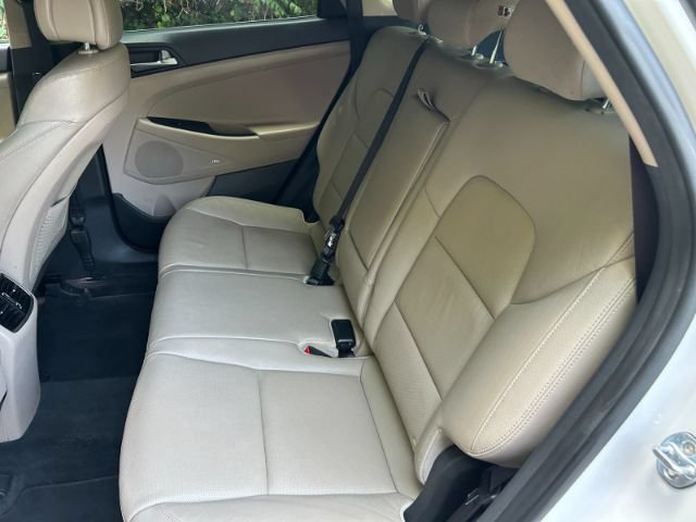 Used 2017 Hyundai Tucson SE Plus AWD/4WD image 27