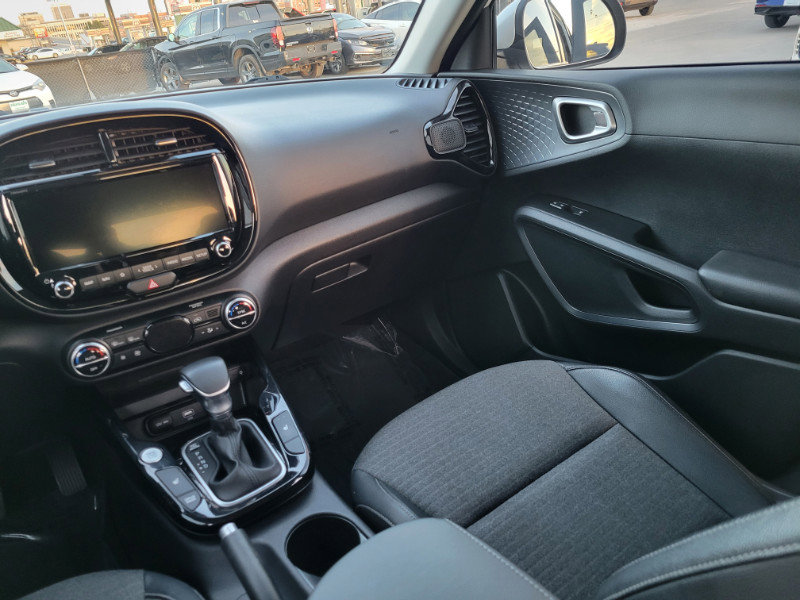 Used 2020 Kia Soul EX w/ Option Group 015 FWD image 22