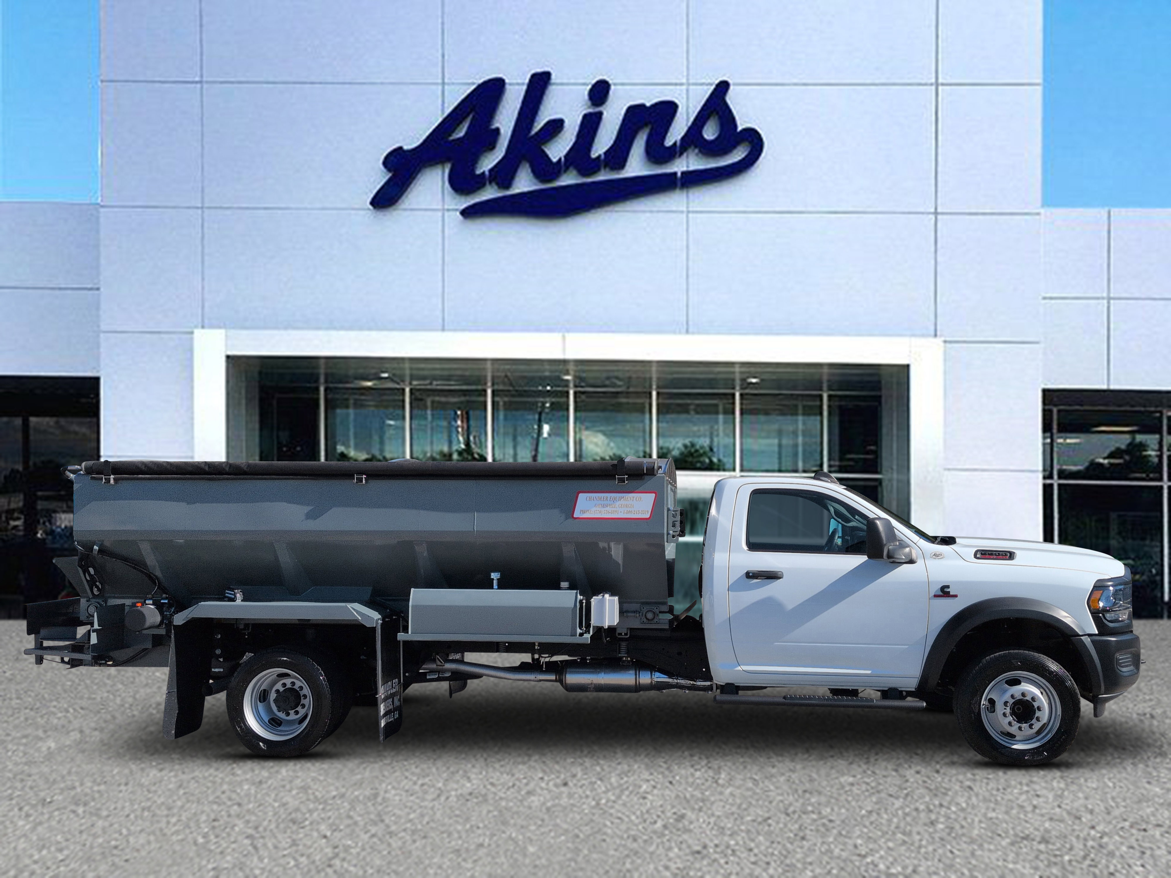 Used 2023 RAM 5500 Tradesman w/ Max Tow Package AWD/4WD image 1