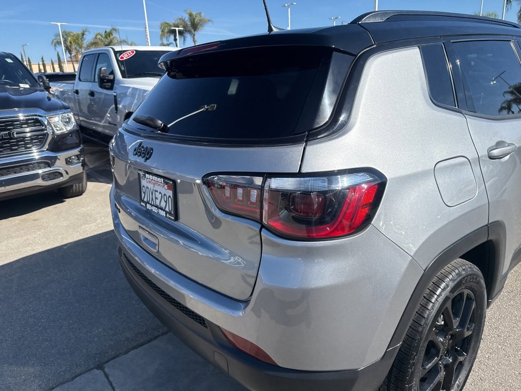 Used 2022 Jeep Compass Altitude image 12