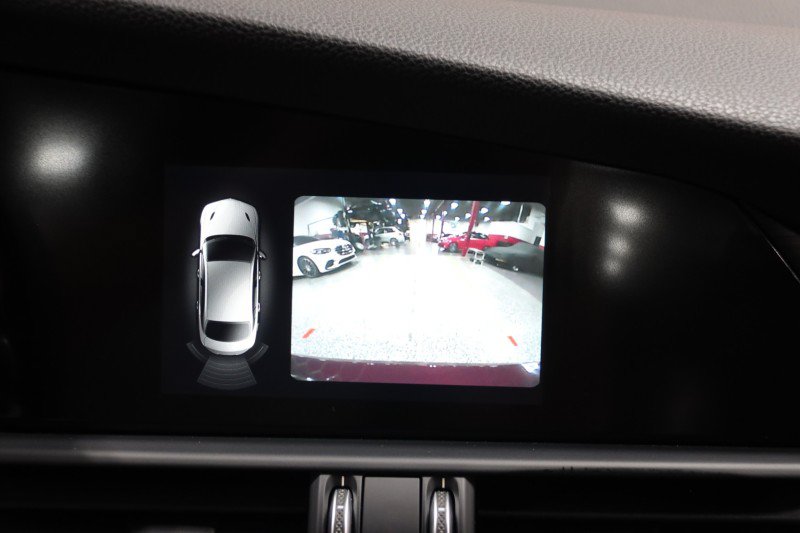 Used 2017 Alfa Romeo Giulia w/ Cold Weather Package RWD image 68