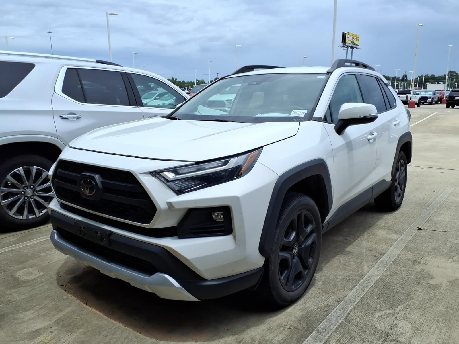 Used 2023 Toyota RAV4 Adventure AWD/4WD image 4
