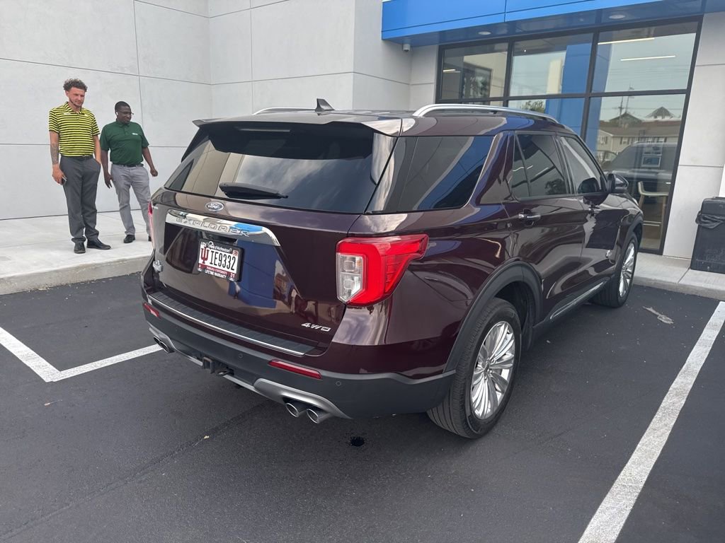 Used 2023 Ford Explorer King Ranch w/ Technology Package AWD/4WD image 14