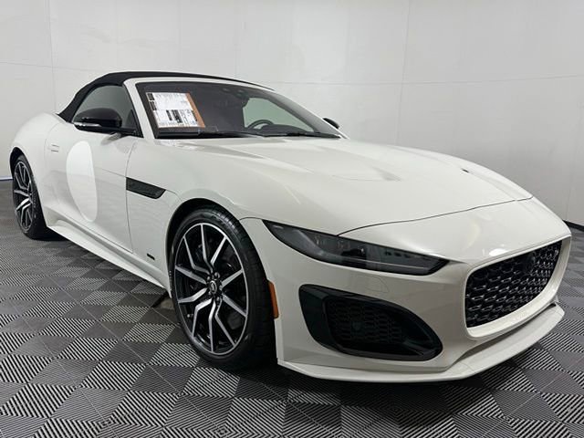 Certified 2024 Jaguar F-TYPE R image 14