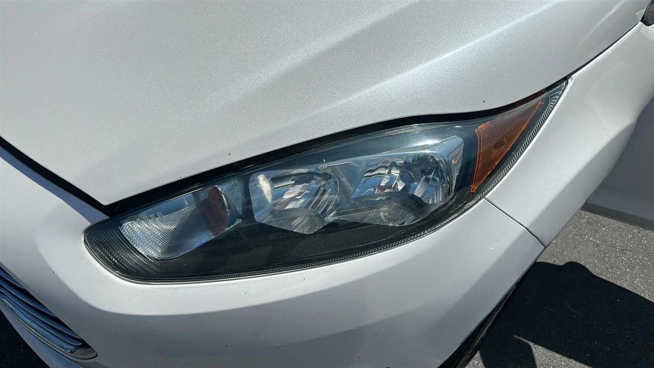 Used 2017 Ford Fiesta SE FWD image 30