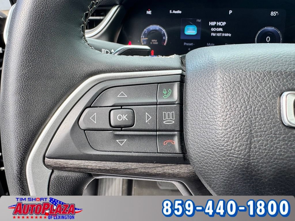 Used 2023 Jeep Grand Cherokee Limited AWD/4WD image 21