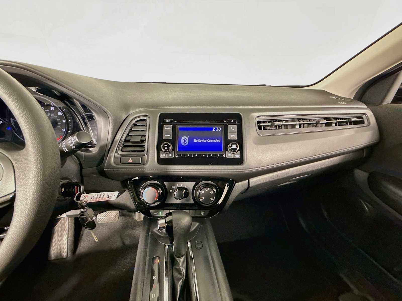 Certified 2022 Honda HR-V LX image 25