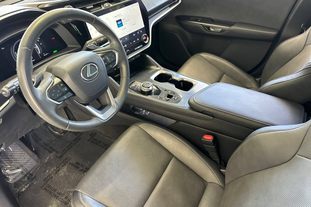 Used 2023 Lexus RZ 450e Premium w/ Technology Package AWD/4WD image 10
