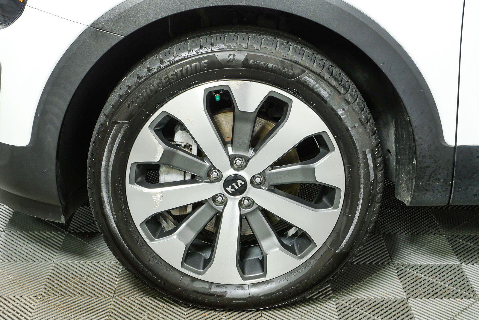 Used 2020 Kia Telluride EX w/ EX Premium Package FWD image 41