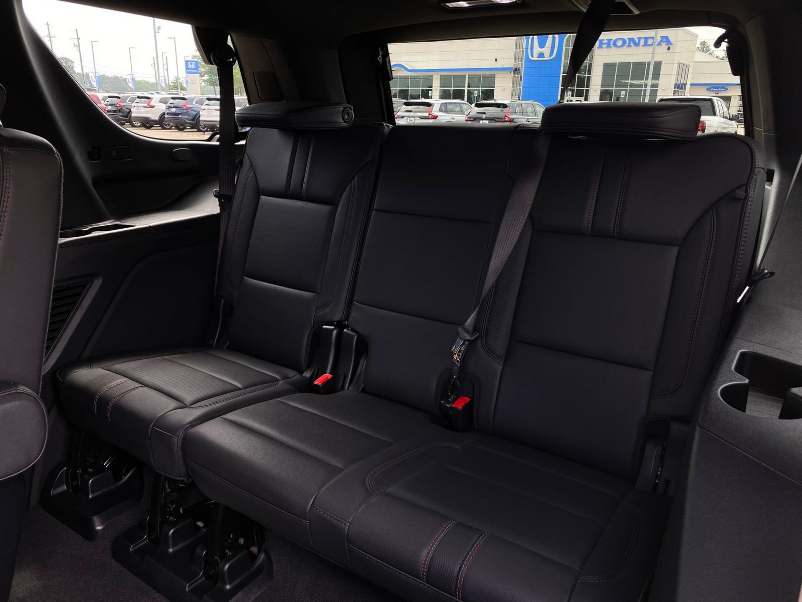 Used 2025 Chevrolet Tahoe RST w/ Comfort Package AWD/4WD image 33