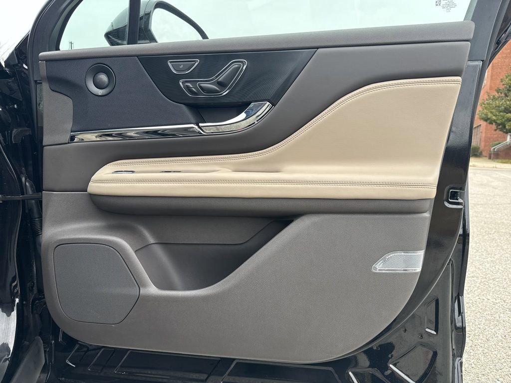 Used 2024 Lincoln Corsair Grand Touring w/ Equipment Group 302A image 33