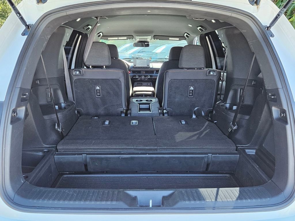 Certified 2024 Honda Pilot Sport image 12