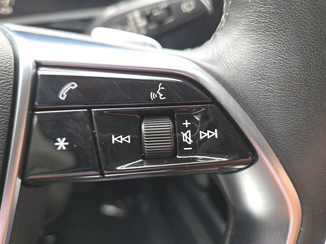 Used 2023 Audi e-tron Premium Plus w/ Premium Plus Package AWD/4WD image 20