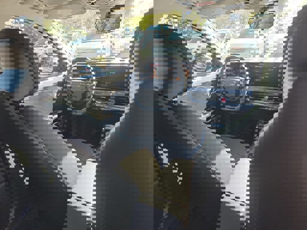 New 2026 Kia K4 LXS image 13