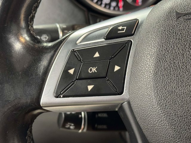 Used 2016 Mercedes-Benz G 63 AMG 4MATIC image 35