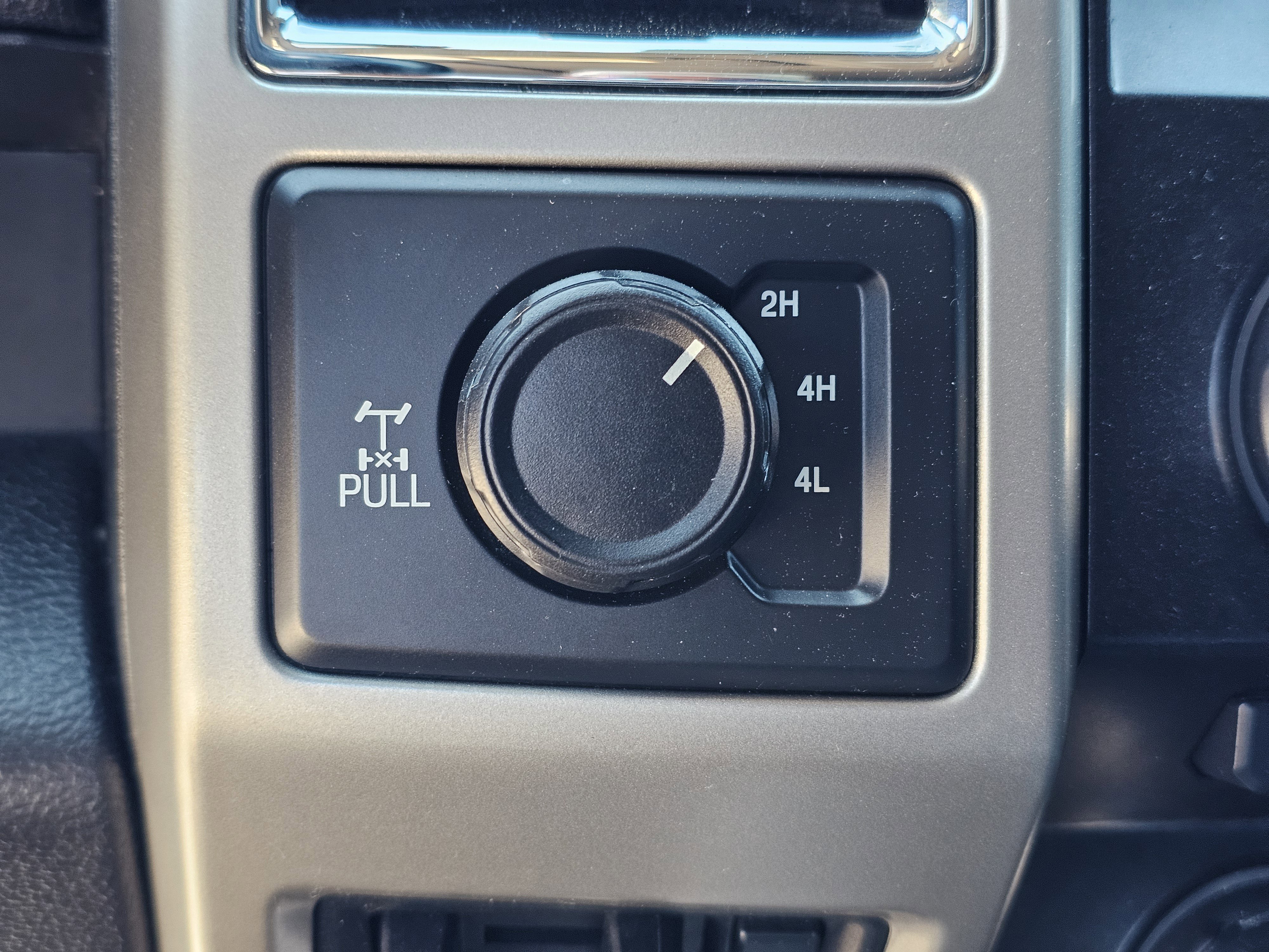 Used 2018 Ford F250 Lariat w/ Lariat Ultimate Package image 25