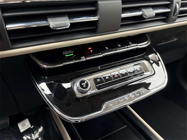 New 2026 Lincoln Corsair Premiere image 29