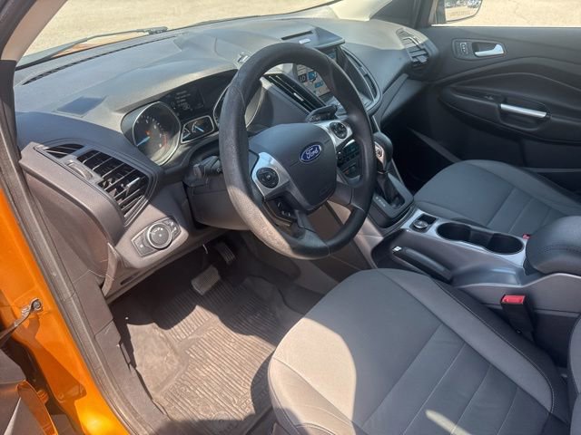 Used 2016 Ford Escape SE w/ Equipment Group 201A FWD image 21