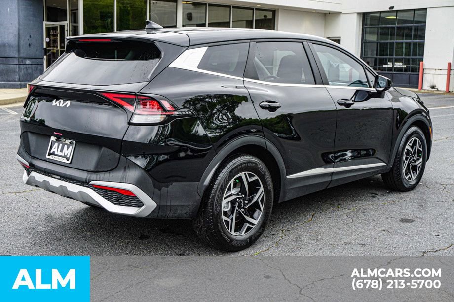 Used 2025 Kia Sportage LX FWD image 6