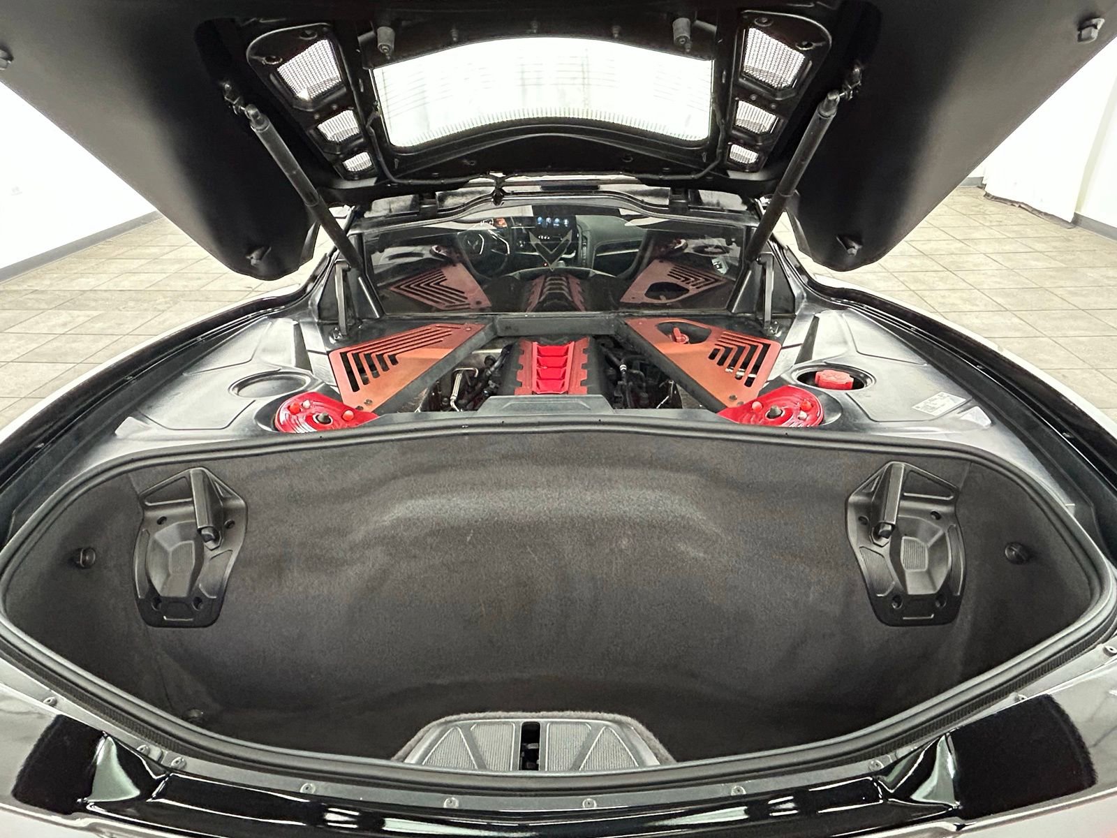 Used 2023 Chevrolet Corvette Stingray Coupe w/ Z51 Performance Package image 32