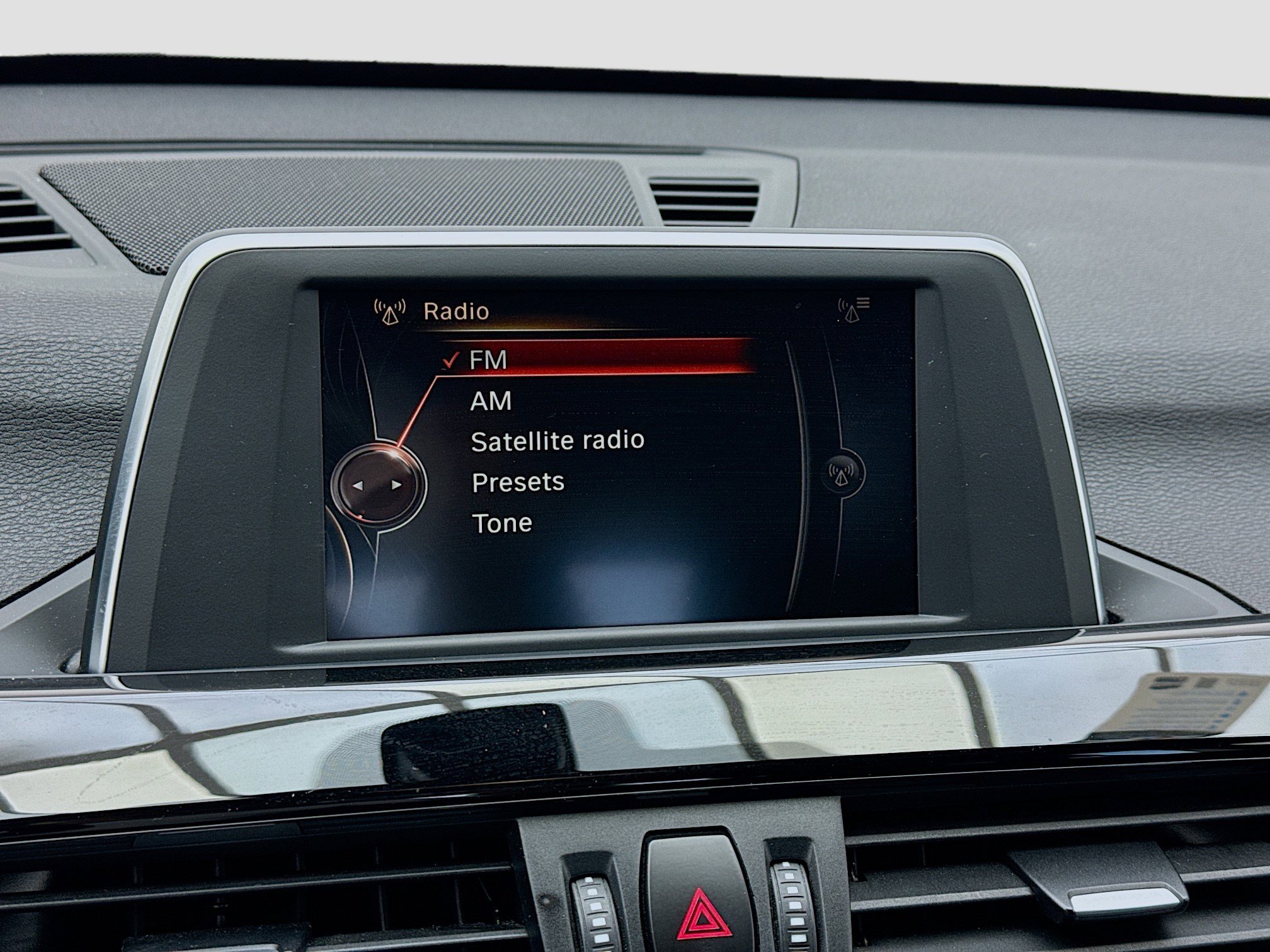 Used 2016 BMW X1 xDrive28i AWD/4WD image 11