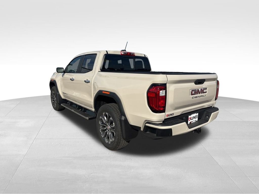 Used 2026 GMC Canyon Denali image 9