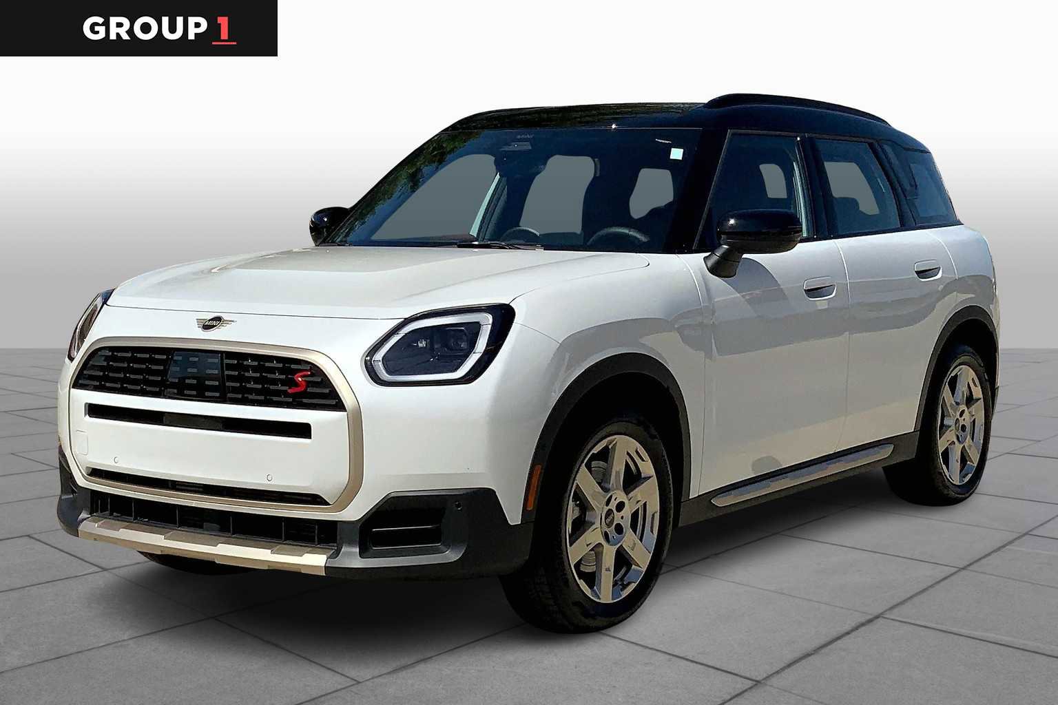Used 2025 MINI Cooper Countryman S image 1