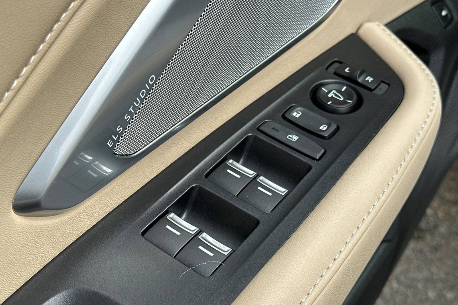 Used 2022 Acura RDX AWD w/ Technology Package image 13