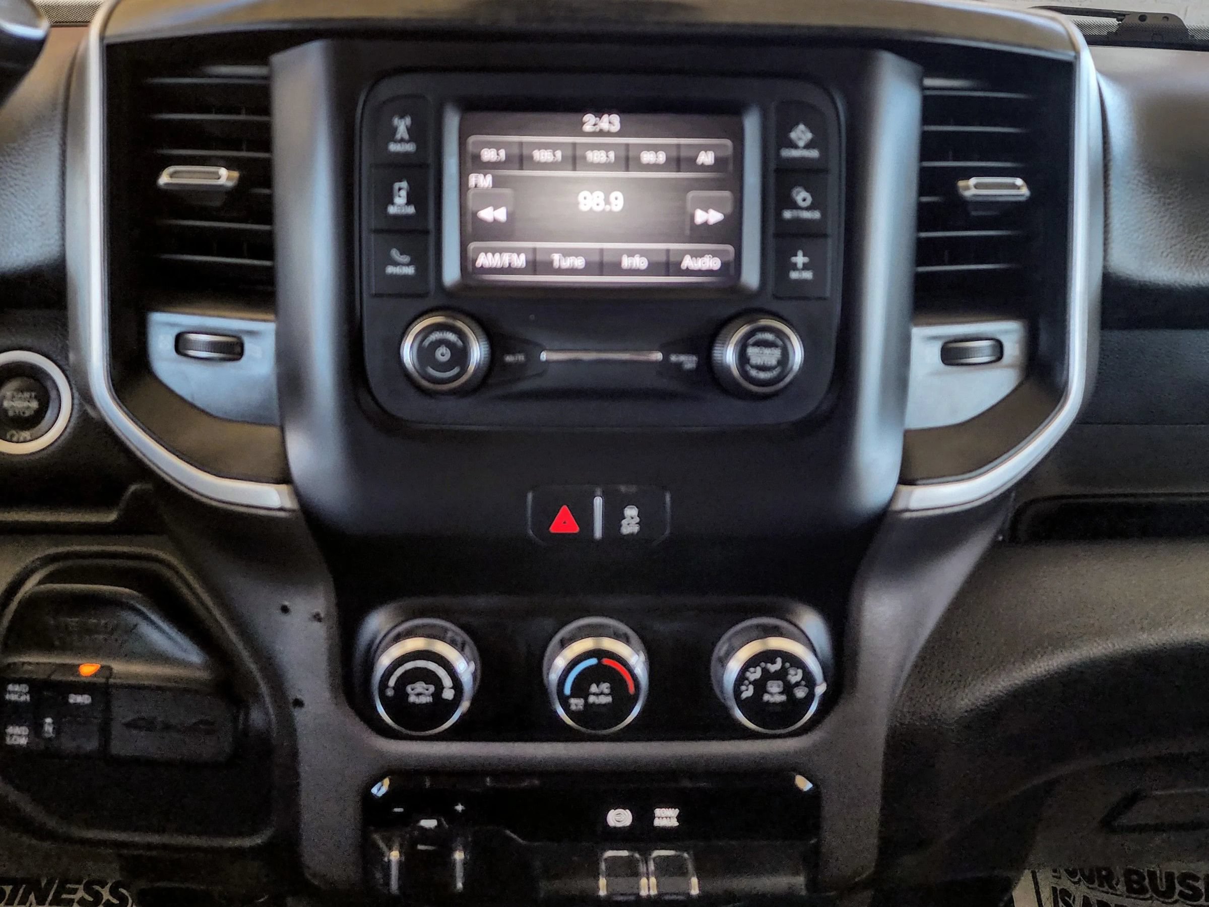 Used 2019 RAM 2500 Big Horn AWD/4WD image 11