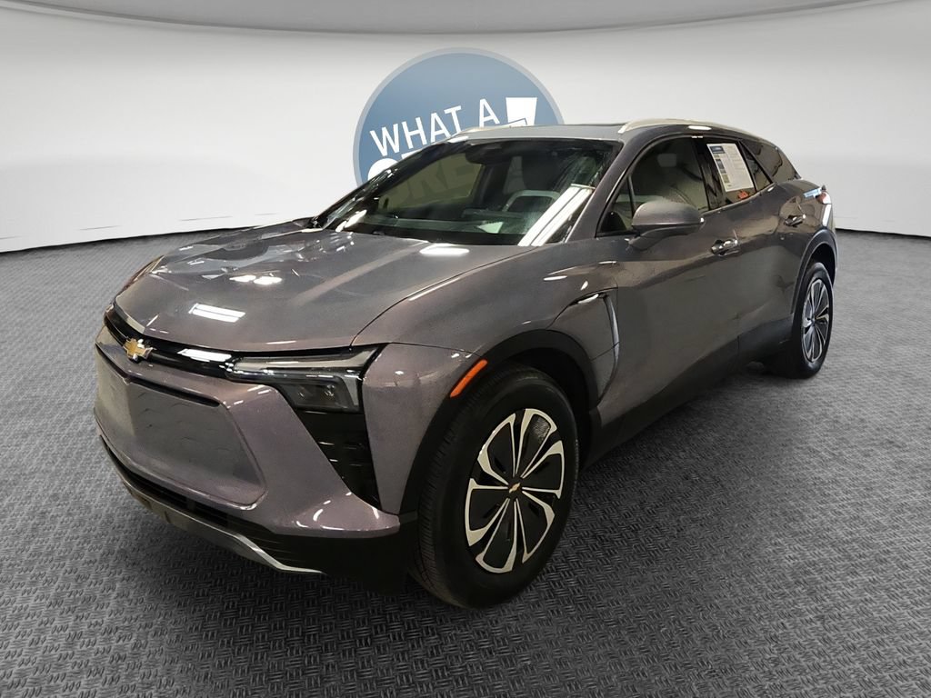 Used 2024 Chevrolet Blazer EV LT AWD/4WD image 9
