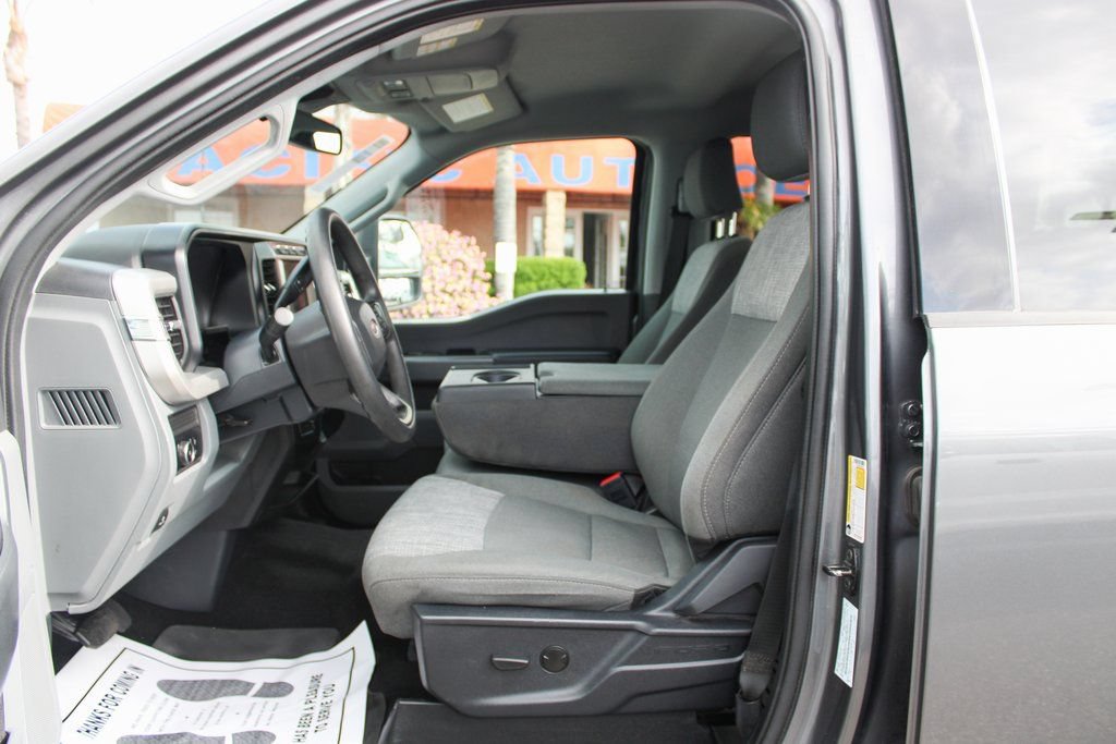 Used 2023 Ford F250 XLT AWD/4WD image 15