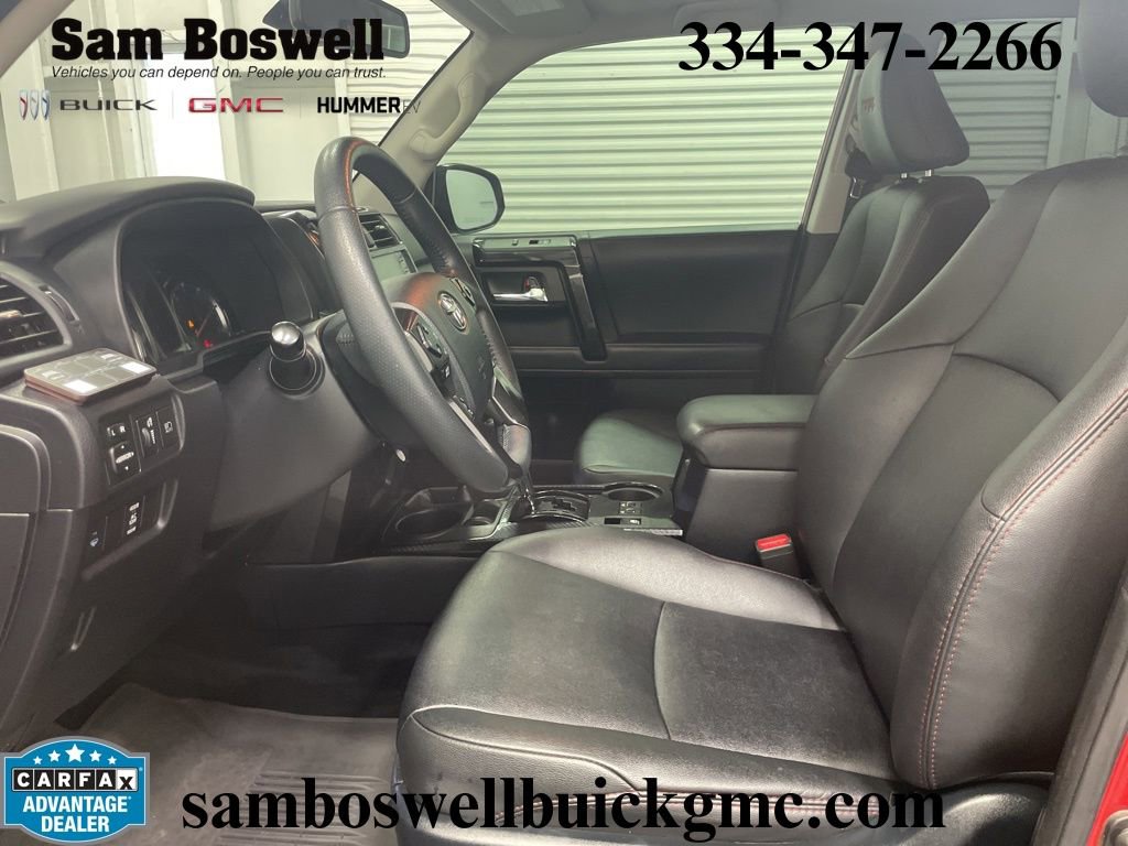 Used 2021 Toyota 4Runner Venture w/ Moonroof Package image 7
