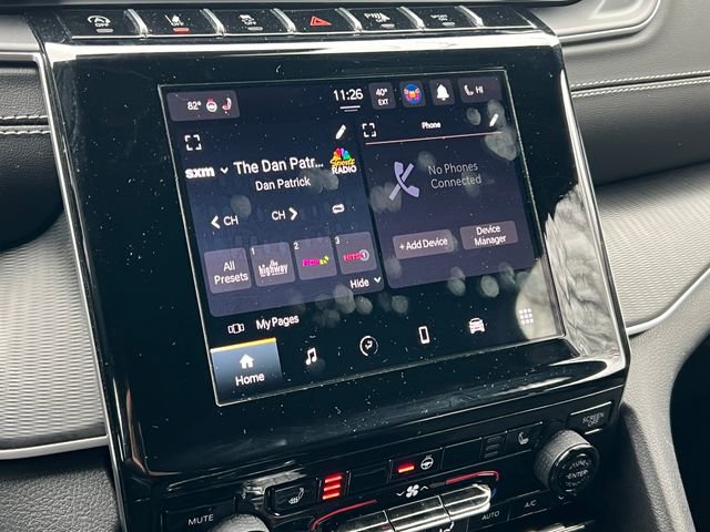 Used 2024 Jeep Grand Cherokee Altitude image 21