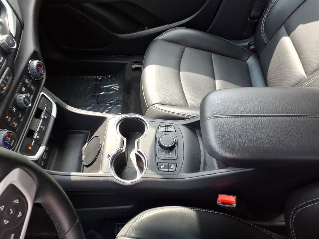 Certified 2024 GMC Terrain SLT image 14