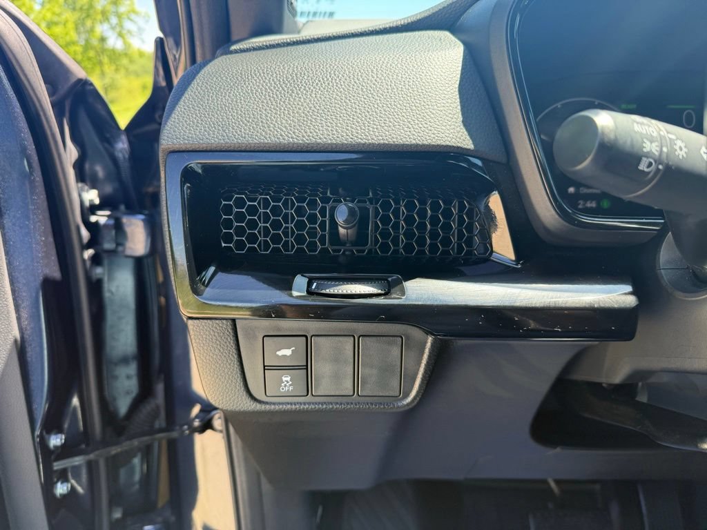 Used 2025 Honda CR-V Sport Touring image 36