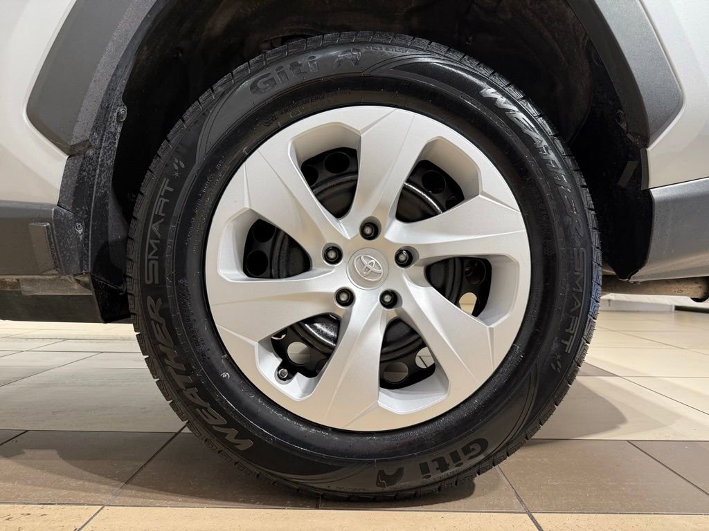 Certified 2024 Toyota RAV4 LE image 9