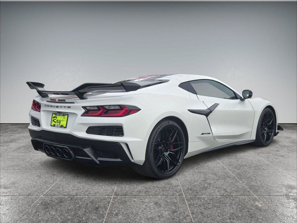 New 2027 Chevrolet Corvette Z06 w/ Z07 Performance Package RWD image 5