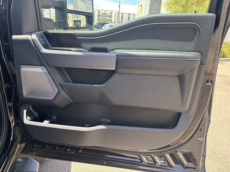 Used 2023 Ford F350 Lariat w/ Sport Appearance Package AWD/4WD image 33