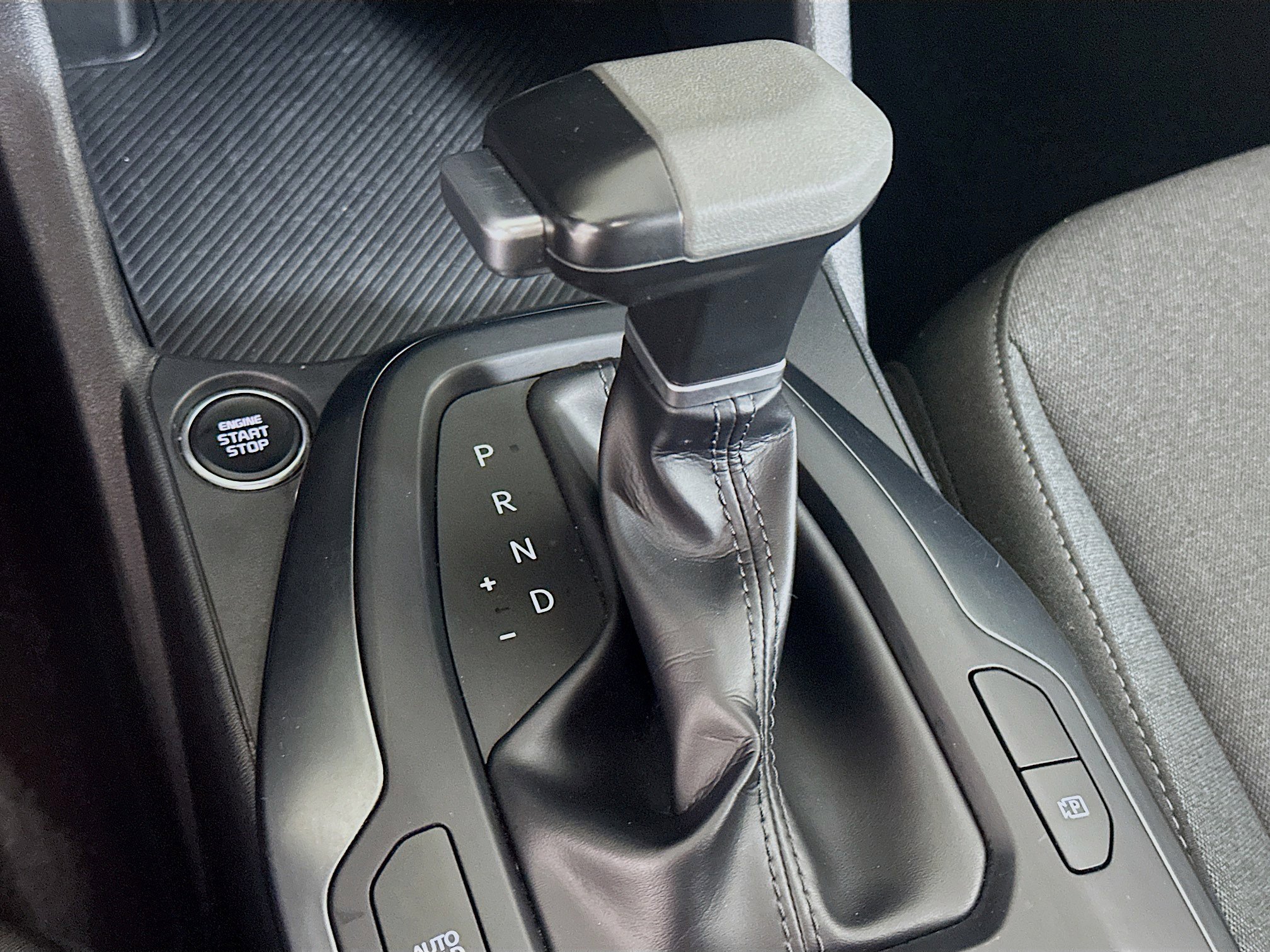 Used 2025 Kia K4 LXS image 24