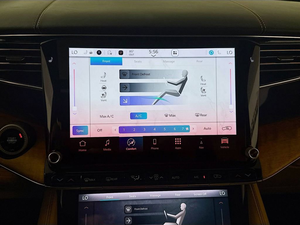 Used 2024 Jeep Grand Wagoneer Series III w/ Rear Seat Video Group 1 image 16