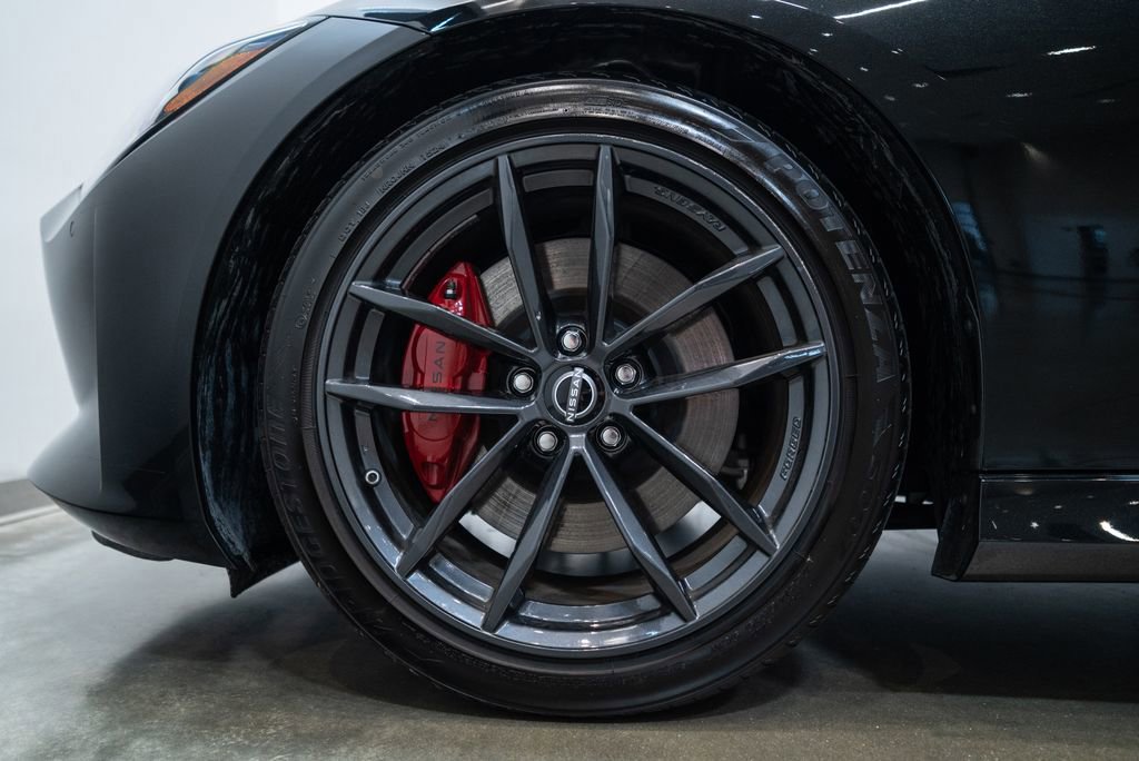 Used 2024 Nissan Z Performance w/ Floor Mat Package RWD image 9