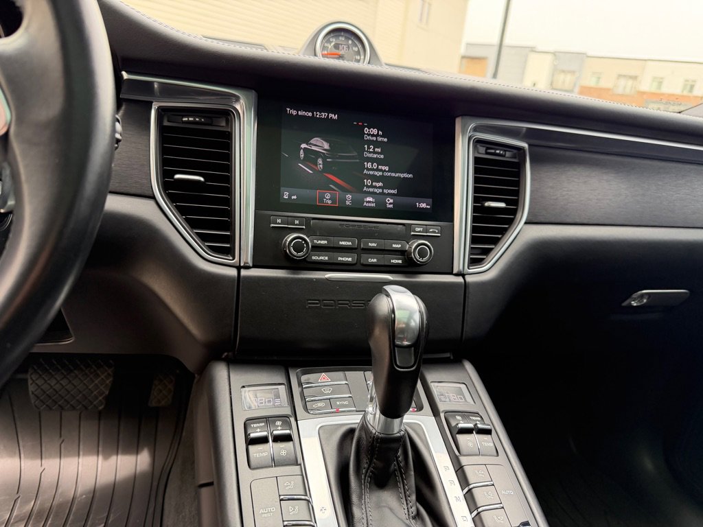 Used 2017 Porsche Macan GTS image 13