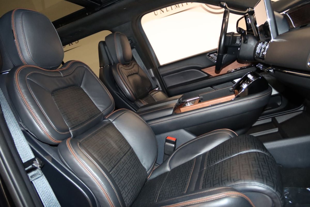 Used 2024 Lincoln Navigator L Black Label AWD/4WD image 57