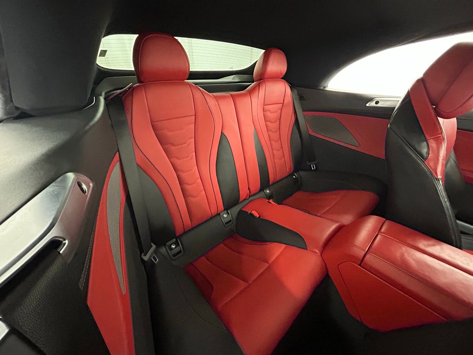 Used 2024 BMW M850i xDrive Convertible image 38