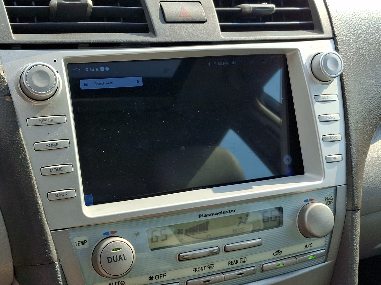 Used 2009 Toyota Camry XLE FWD image 17